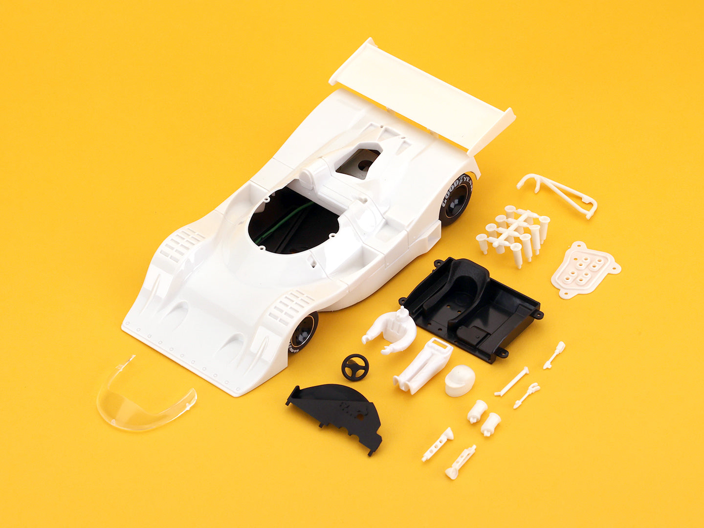 MR Slotcar MR1031 - PRE-ORDER NOW! - UOP Shadow DN4 - White Kit