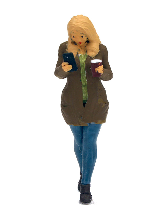 Tara Figures TAR010 - Woman with Phone and Coffee