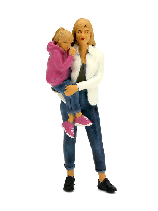 Tara Figures TAR015 - Mother Holding Daughter